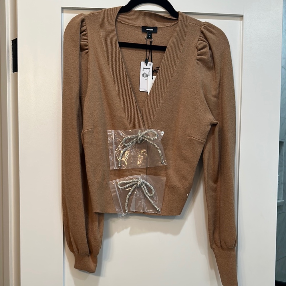 NWT - Express Tan Puff Sleeve Ruched Blouse